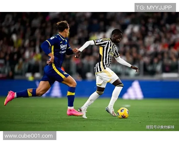 96年尤文图斯与曼联巅峰对决回顾足球历史上的经典战役与传奇瞬间