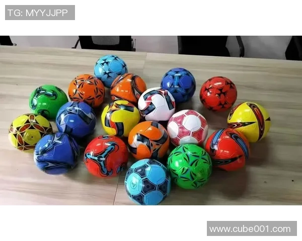 足球明星商品高清图片展示让你一睹偶像风采尽享足球魅力与激情